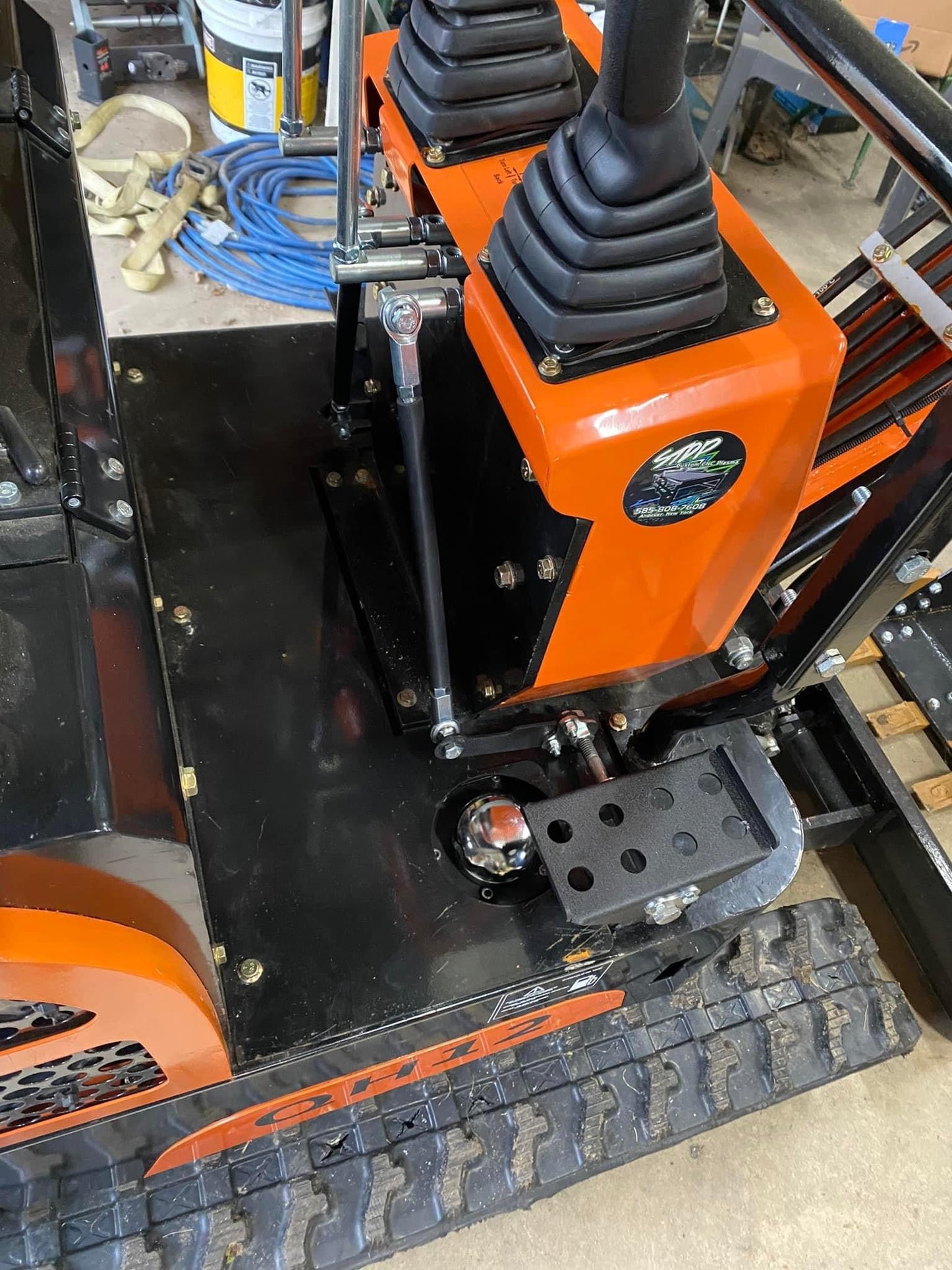 1 ton mini excavator pedal kit powder coated (pre order)