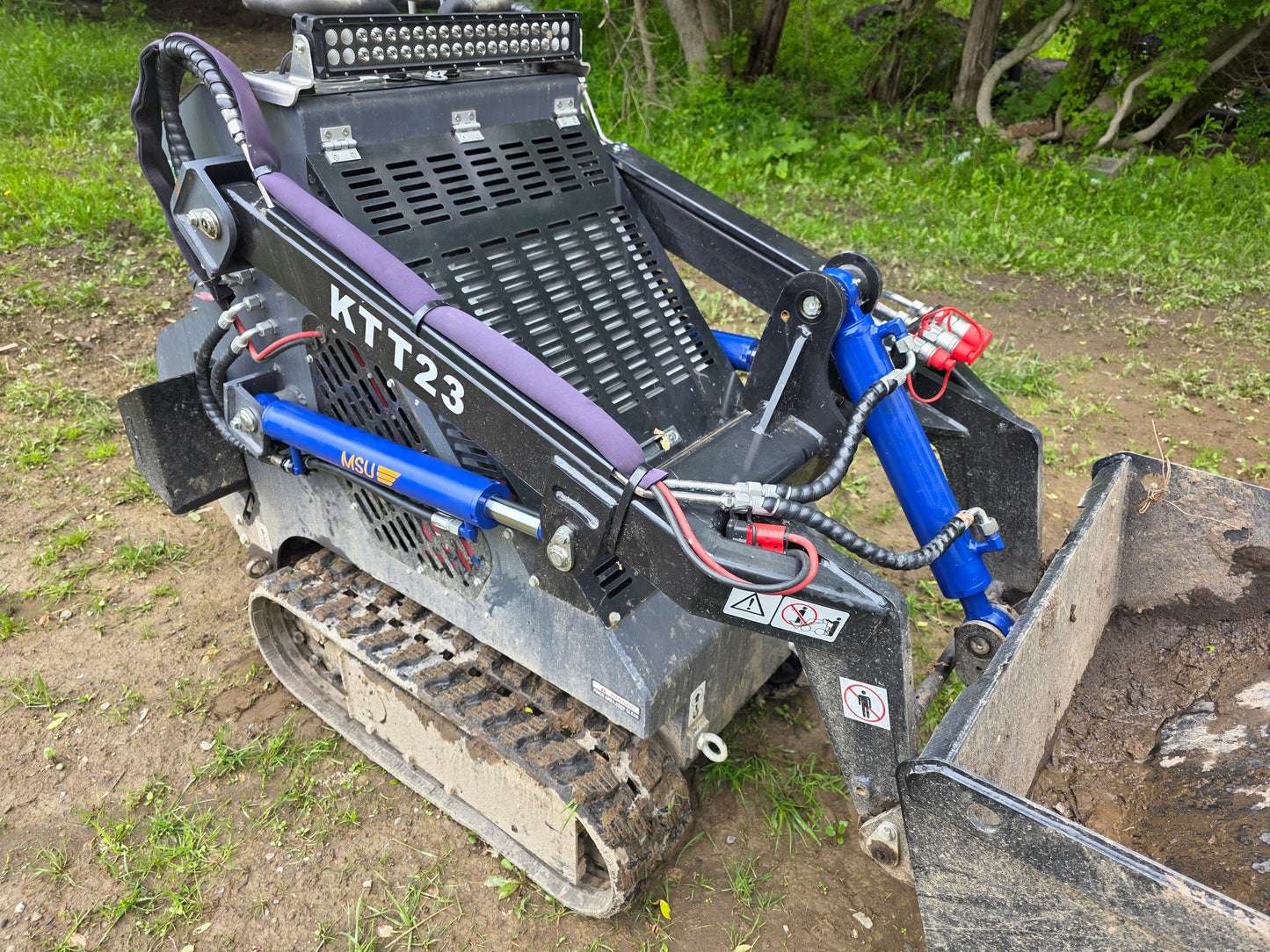 AGT KTT / KRT 23 Replacement Bucket Cylinder