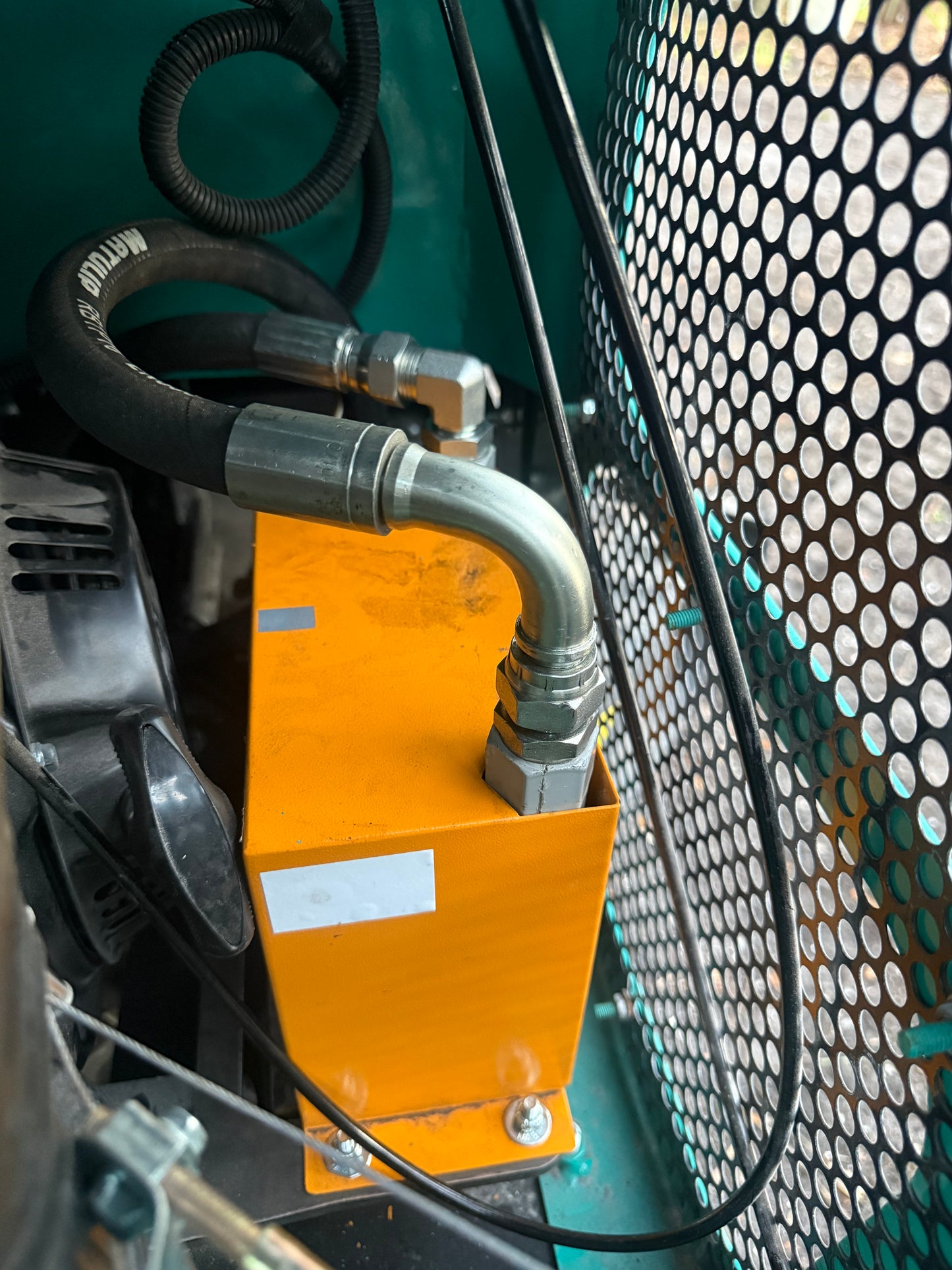 MH12R Hydraulic Cooler and Filter Kit