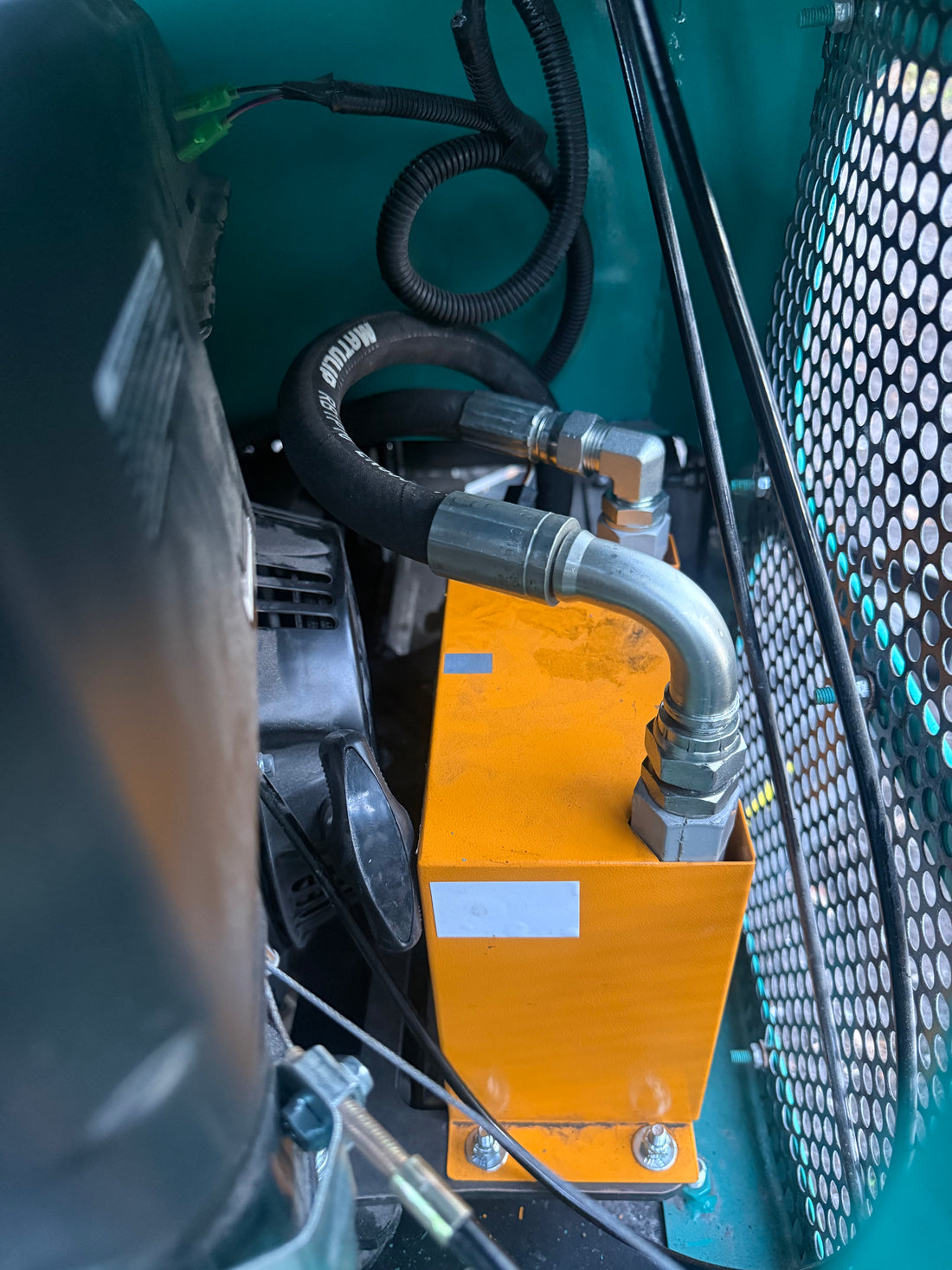 MH12R Hydraulic Cooler and Filter Kit
