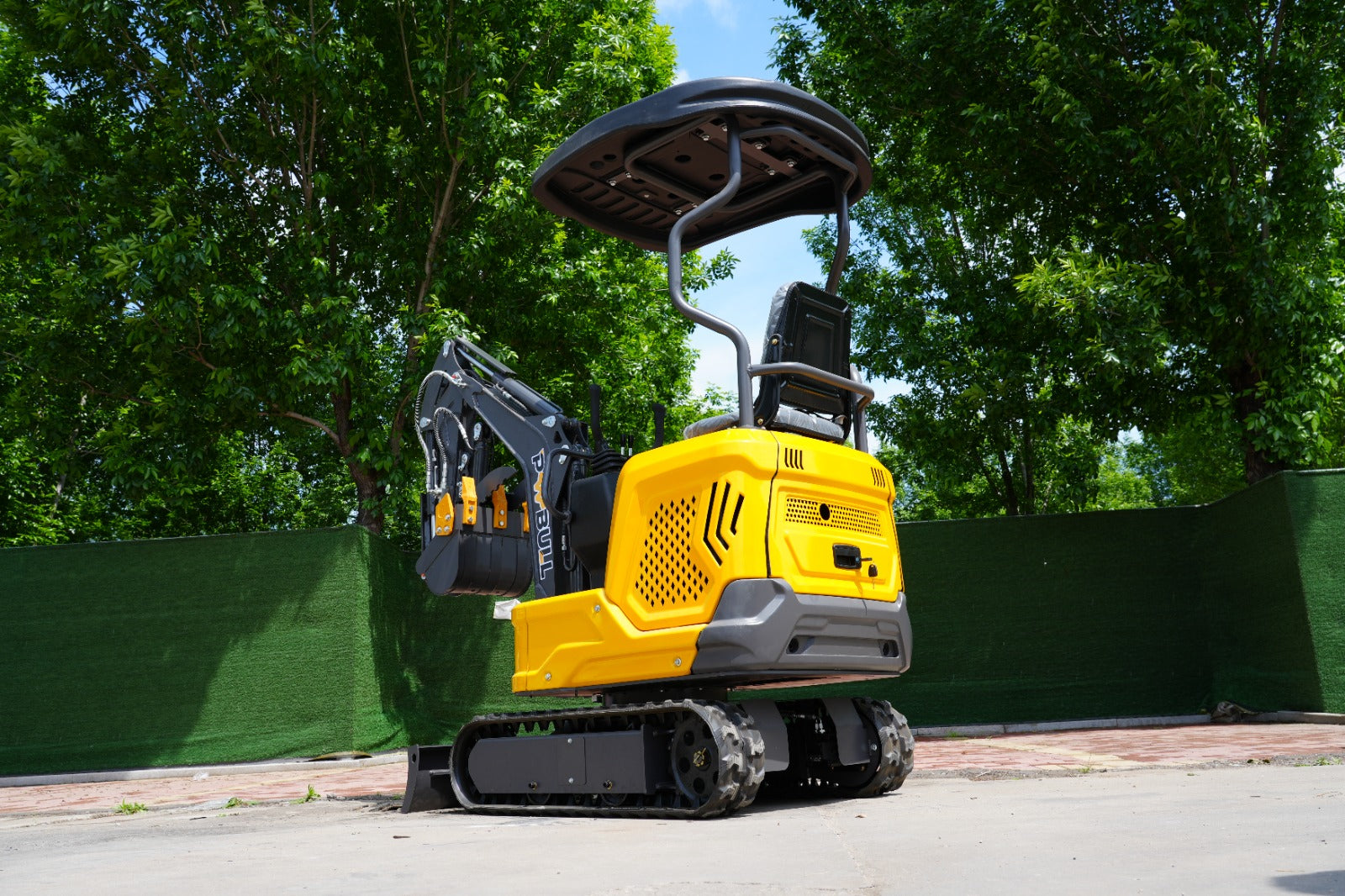 Nuoman NM-12U B&S Gasoline Mini Excavator 1.2 Ton